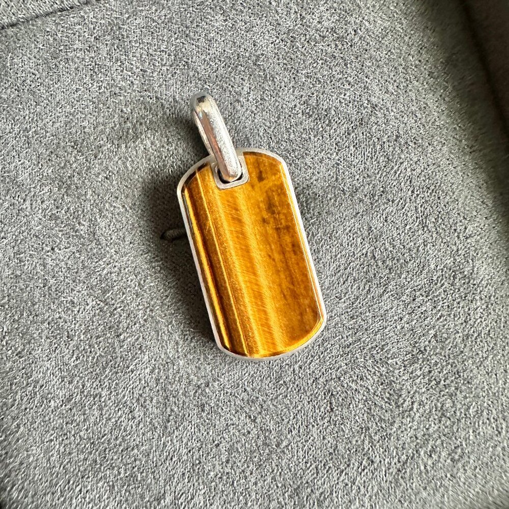 David Yurman Chevron Dog Tag Pendant w/ Tiger's Eye - 27mm - Picture 4 of 14